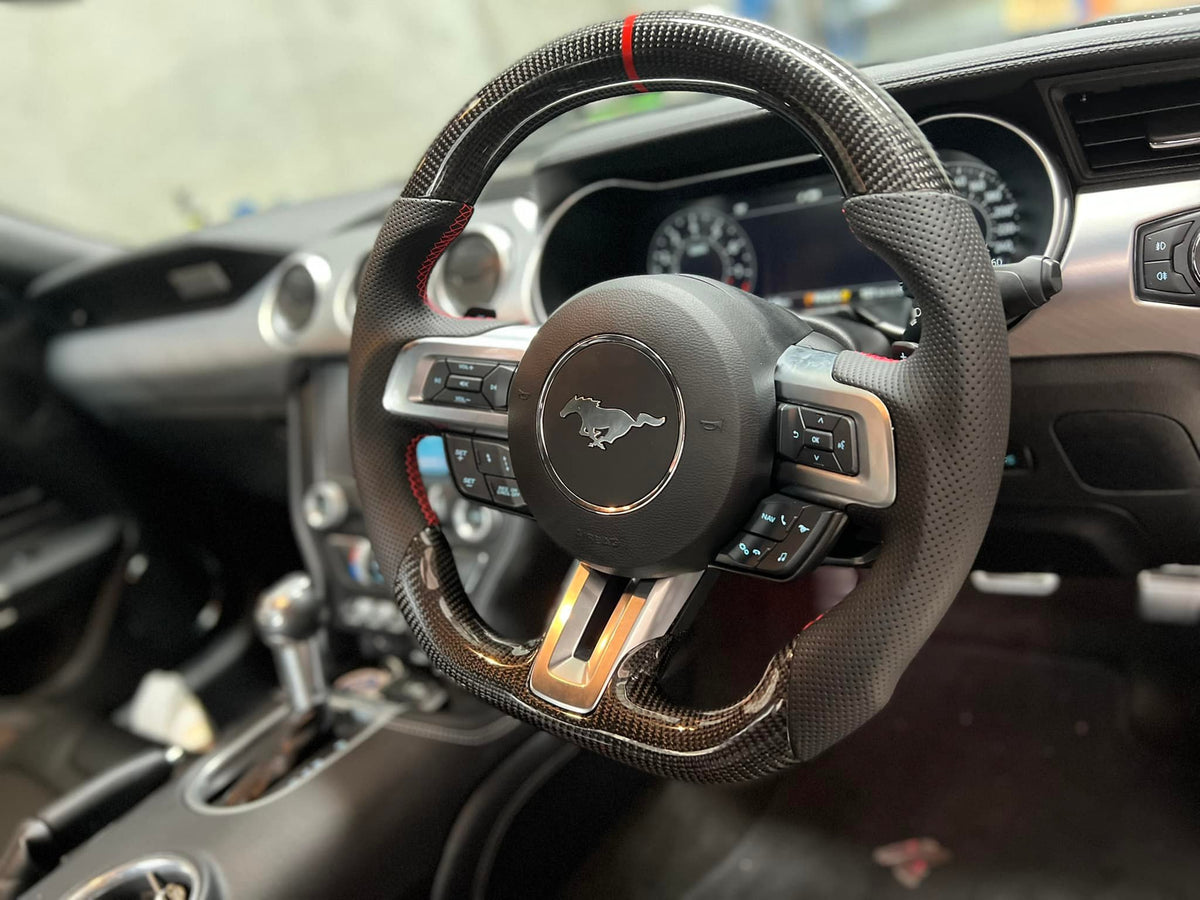 Mustang Carbon Fibre Custom Steering Wheel 2015-17